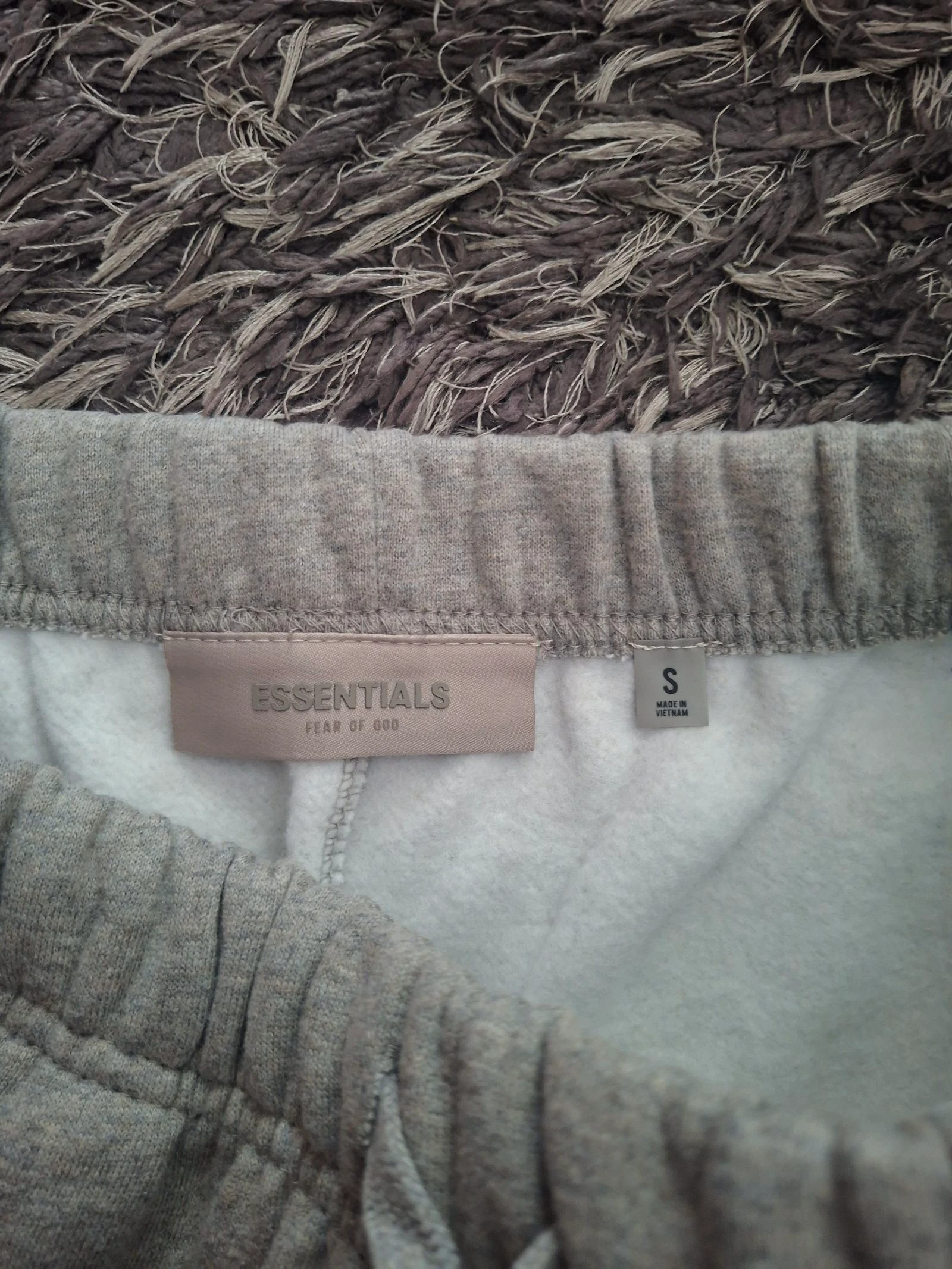 Essentials Fear Of God grijze korte broeken maat S – photo 10